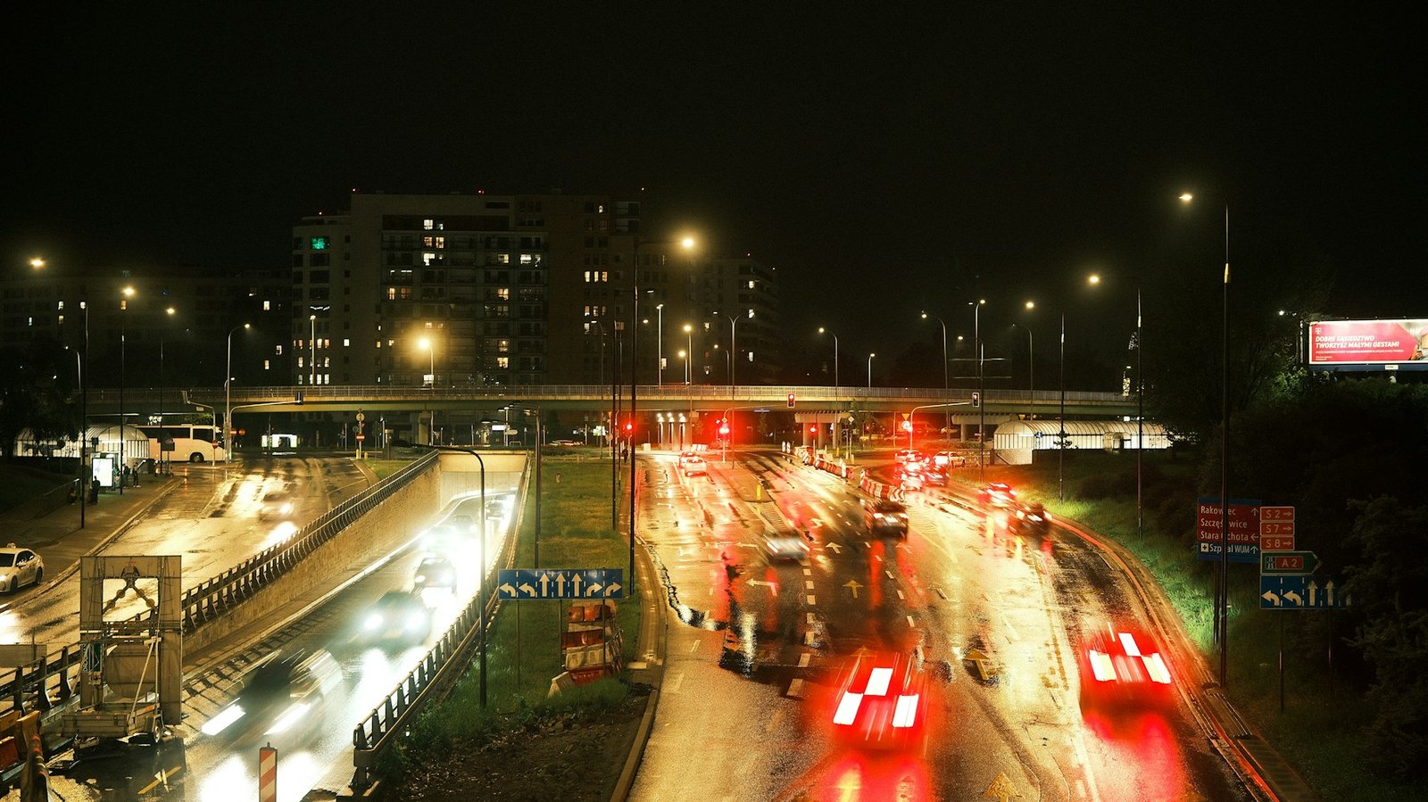 Warsaw traffic at night in the rain, a long exposure